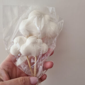 Edible Clouds Topper 090