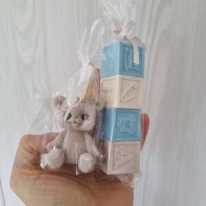 Edible Mini Teddy Bear with Cubes Topper 082b