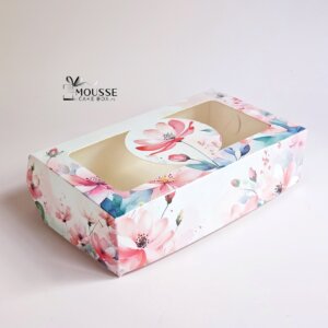 Pastry Box Pink Flowers